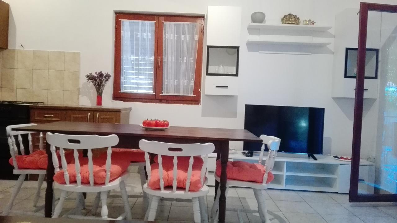 Apartments Angela Biograd Na Moru Zewnętrze zdjęcie